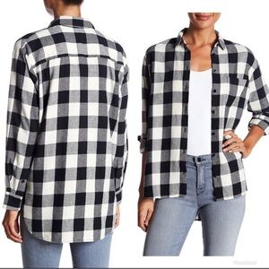 Madewell M black and white cotton flannel